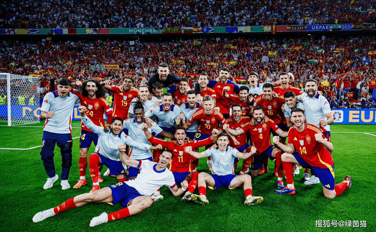 九游娱乐app官网-重磅！阿贾克斯围绕国王杯更衣室发声瓦伦西亚围绕法国杯遗憾出局，姆巴佩连续五场比赛得分超过败北的简单介绍